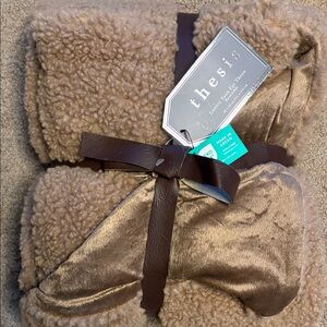 Thesis Tan Fleece Throw Blanket. 50x60”